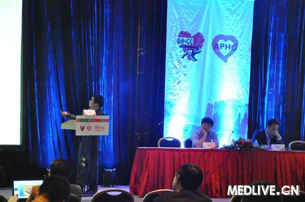 尤斌主任报告现场